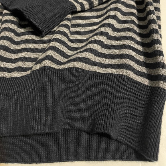 Marks & Spencer Mens / Women V-Neck Sweater - Iron Gray Stripe Size M - Picture 12 of 12